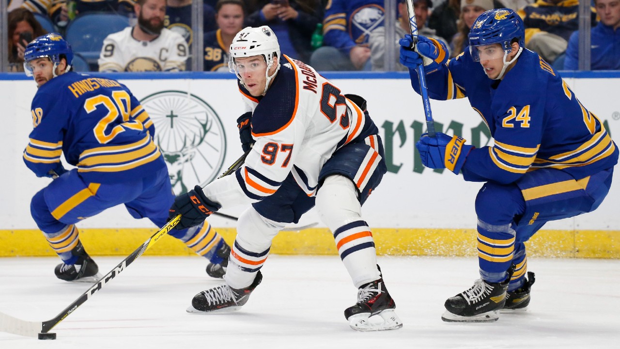 Dylan Cozens scores twice, Sabres snap skid with win over Oilers
