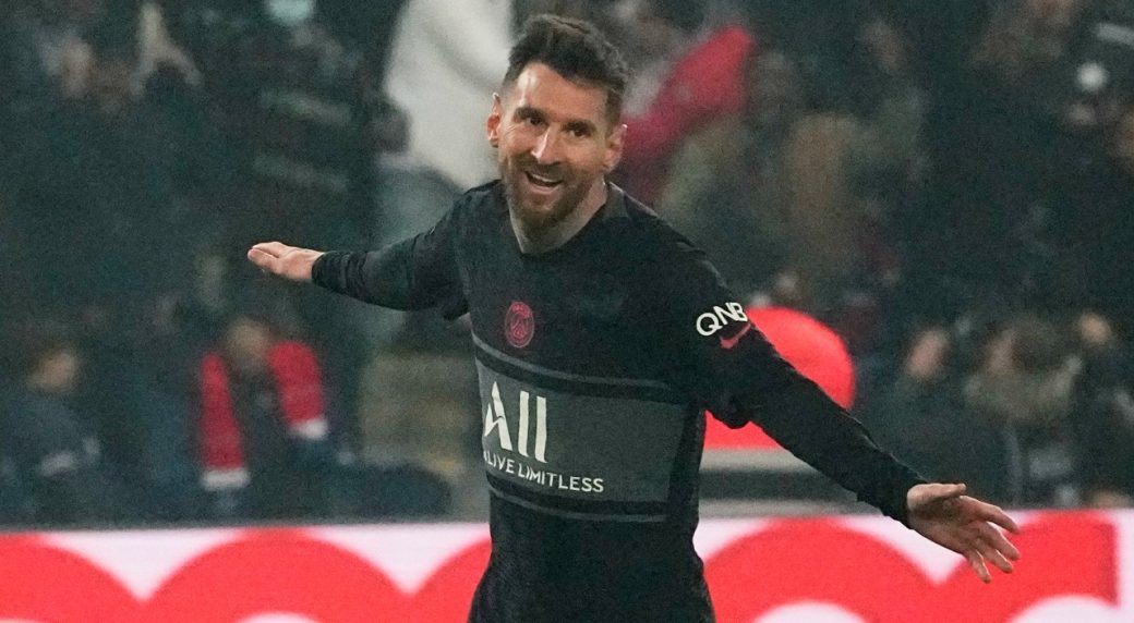 Lionel Messi Scores His First League Goal For Paris Saint Germain