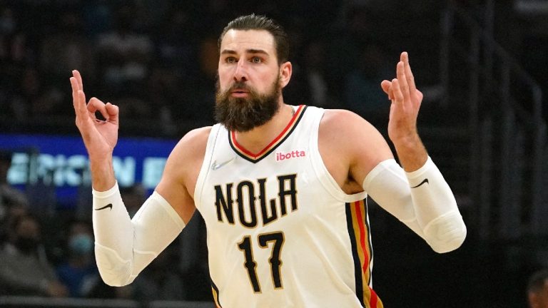New Orleans Pelicans centre Jonas Valanciunas celebrates after scoring during the first half of an NBA basketball game against the Los Angeles Clippers Monday, Nov. 29, 2021, in Los Angeles. (Mark J. Terrill/AP)