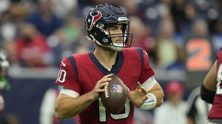 Houston Texans quarterback Davis Mills (10) throws against the Indianapolis Colts during the second half of an NFL football game. (Eric Christian Smith/AP)