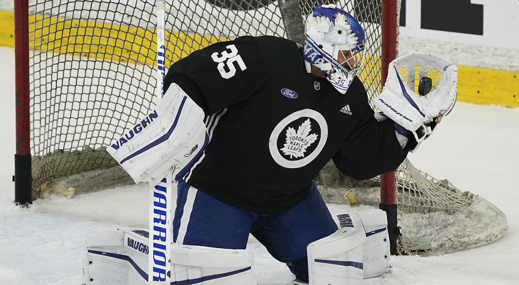 Al regresar a Maple Leafs, Mrasek es importante para mantenerse saludable