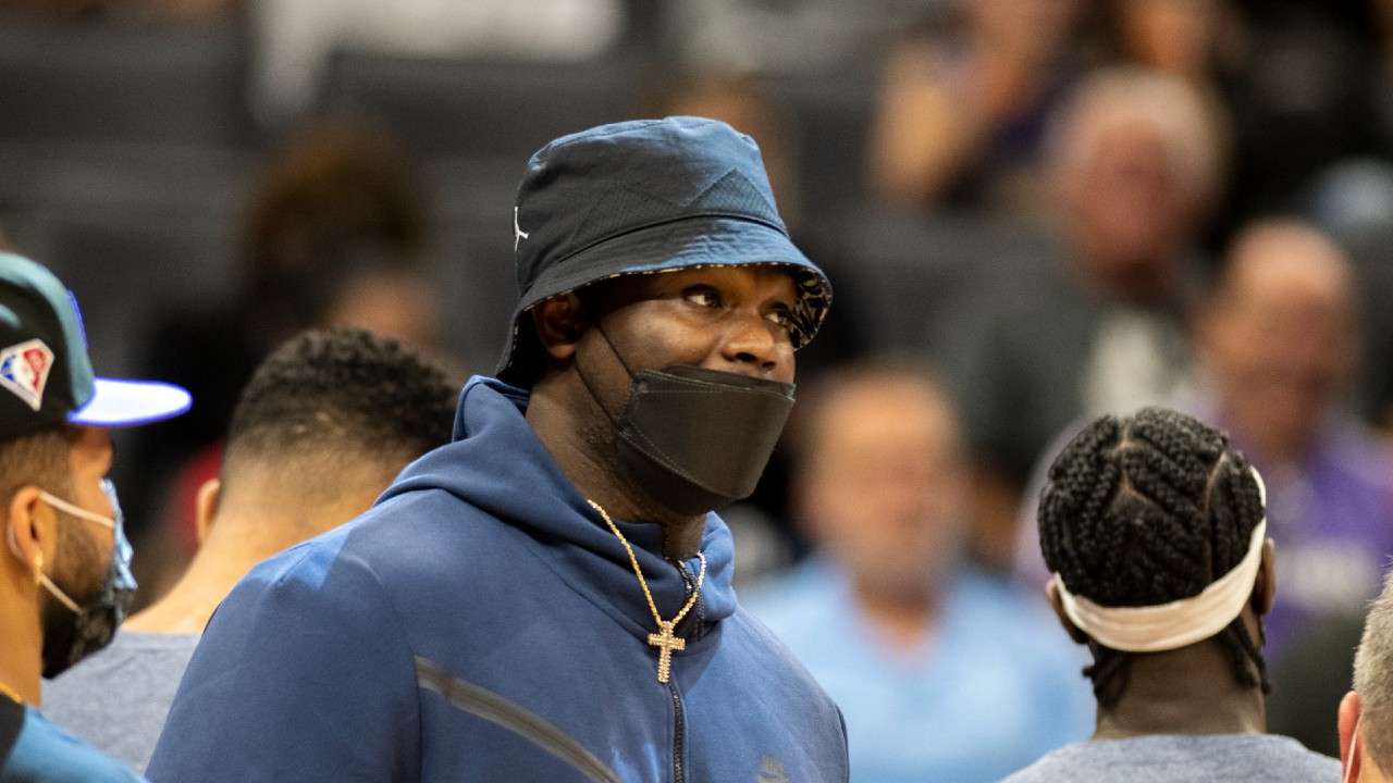 Basketball Injection Pelicans' Zion Williamson's recovery continues after foot injection ...