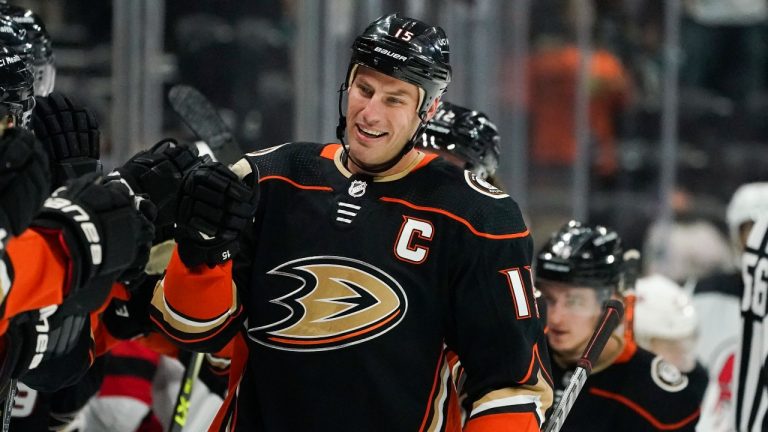 Anaheim Ducks' Ryan Getzlaf, centre, celebrates his goal during the fist period of an NHL hockey game against the New Jersey Devils Tuesday, Nov. 2, 2021, in Anaheim, Calif. (Jae C. Hong/AP)