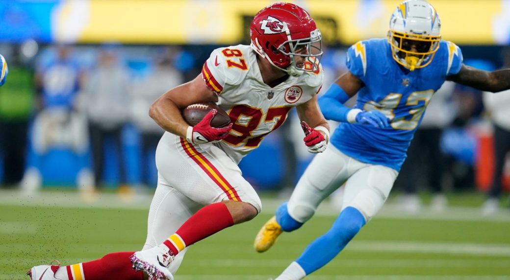 Travis Kelce's OT touchdown gives Chiefs win over Chargers