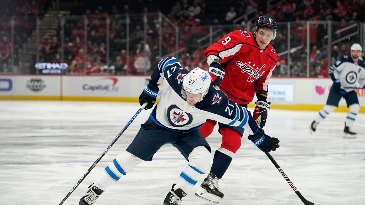 Jets' Ehlers likely out for more than one game after collision with Capitals' Orlov