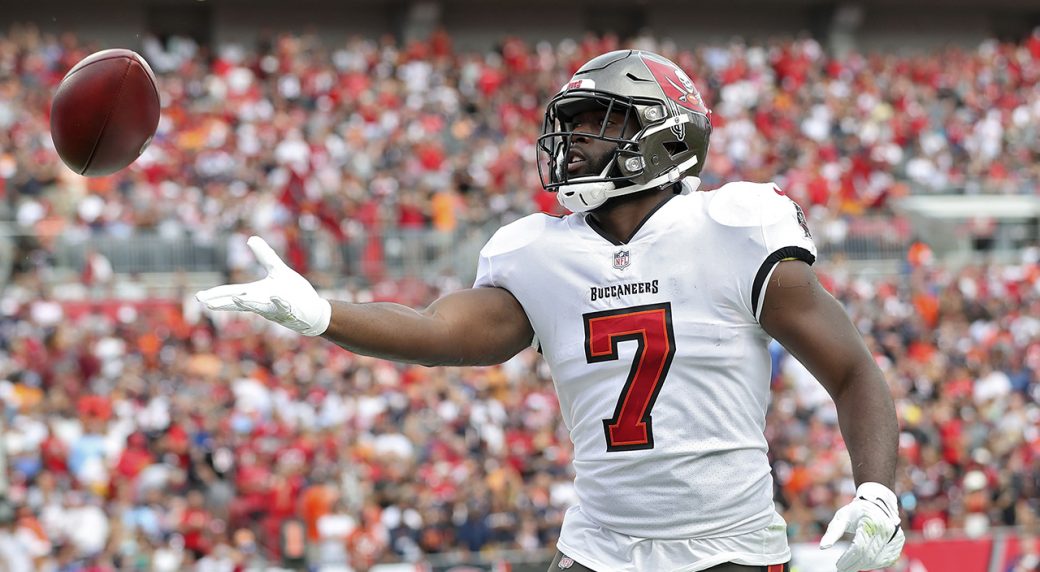 Report: Leonard Fournette returning to Buccaneers on three-year contract