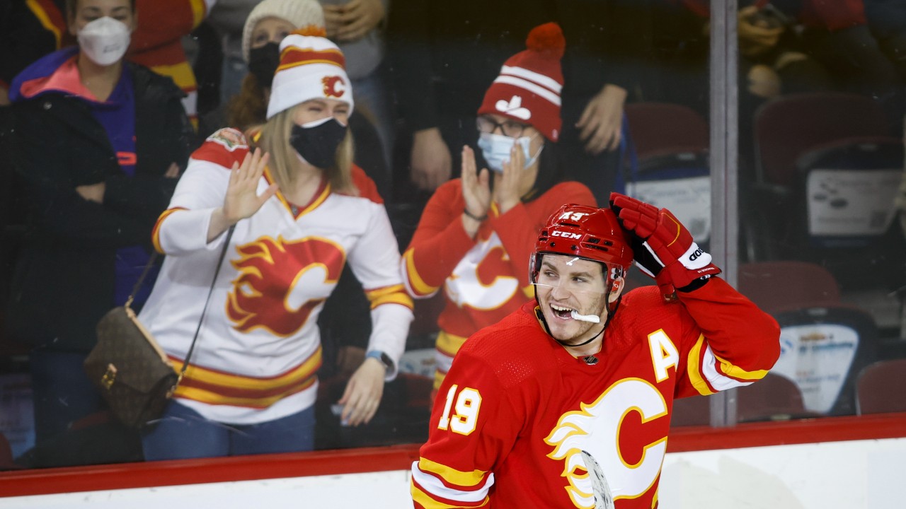 Flames finally return to top form with big win over red-hot Panthers