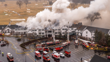 Fire-damaged Oakland Hills golf clubhouse to be rebuilt
