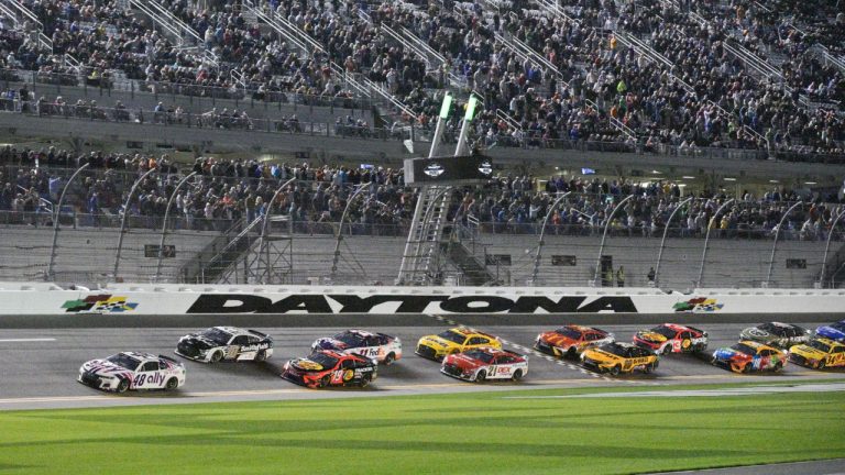 Alex Bowman (48) leads the field during the start of the second of two NASCAR Daytona 500 qualifying auto races at Daytona International Speedway, Thursday, Feb. 17, 2022, in Daytona Beach, Fla. (Phelan M. Ebenhack/AP)