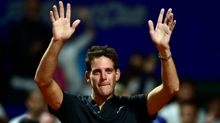 Juan Martin Del Potro waves to fans after losing to Federico Delbonis 6-3, 6-1, at the Argentina Open. (AP)