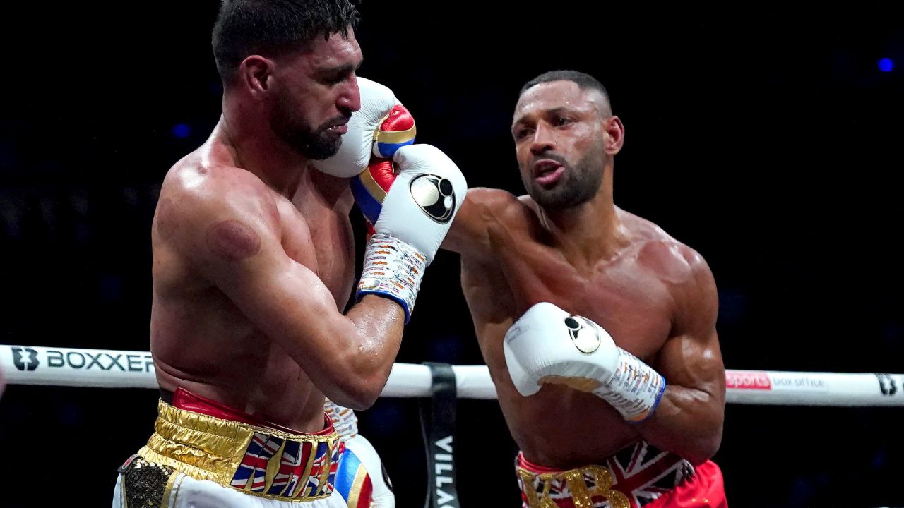 Kell Brook batters Amir Khan to win sixth-round stoppage