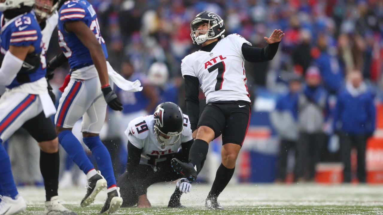 Falcons re-sign free-agent kicker Younghoe Koo to 5-year deal