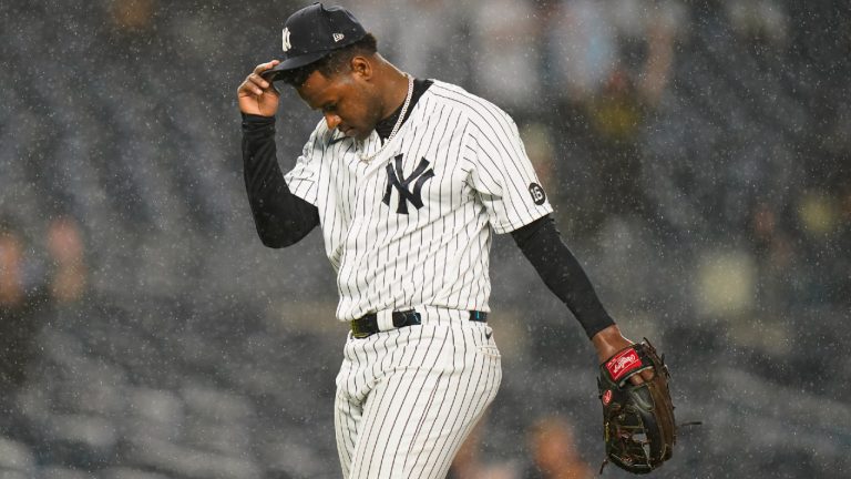 New York Yankees starting pitcher Luis Severino reacts during a baseball game against the Texas Rangers. (Frank Franklin II/AP)