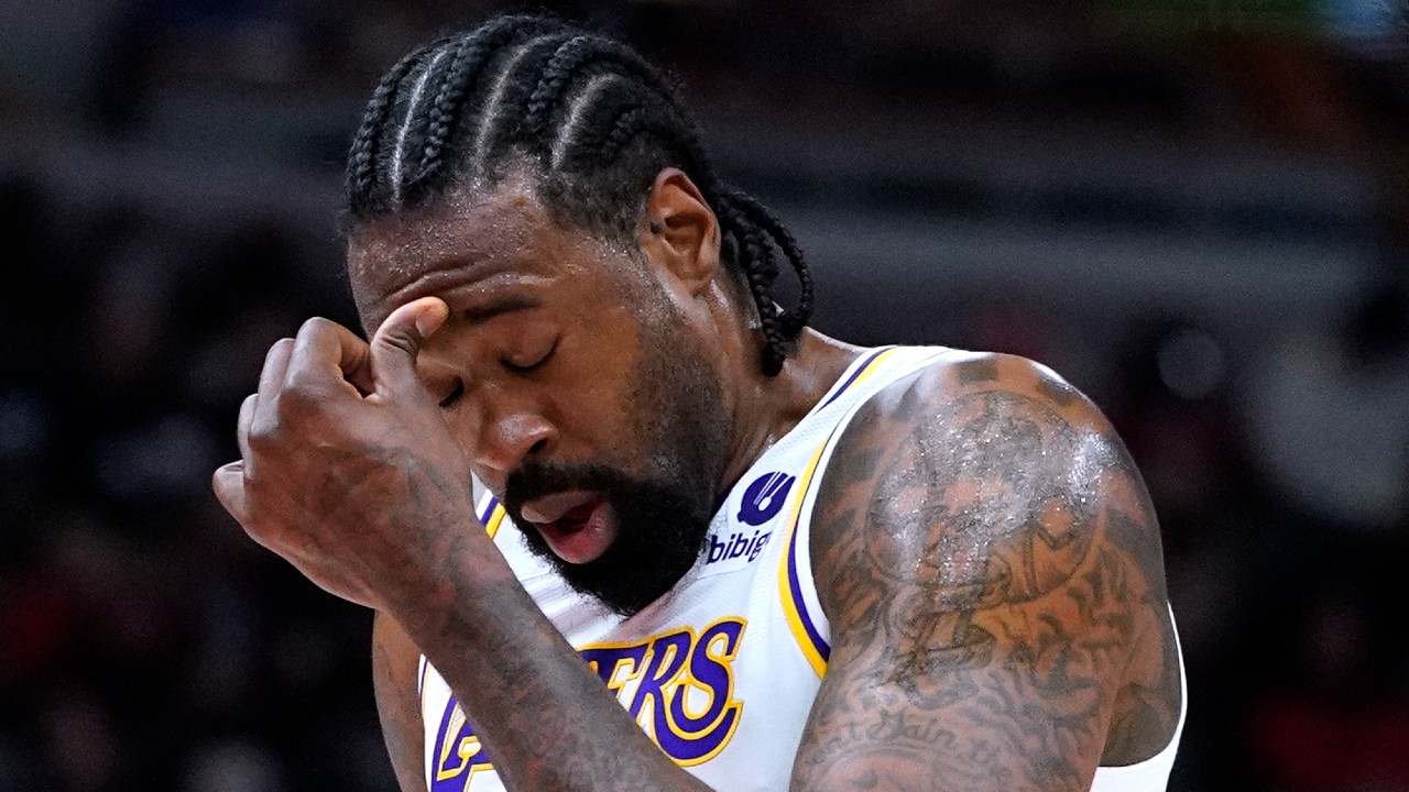 deandre jordan sign with the lakers