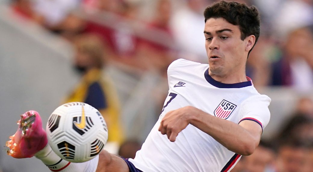 Reports: Mother of U.S. player Gio Reyna the source of investigation into coach