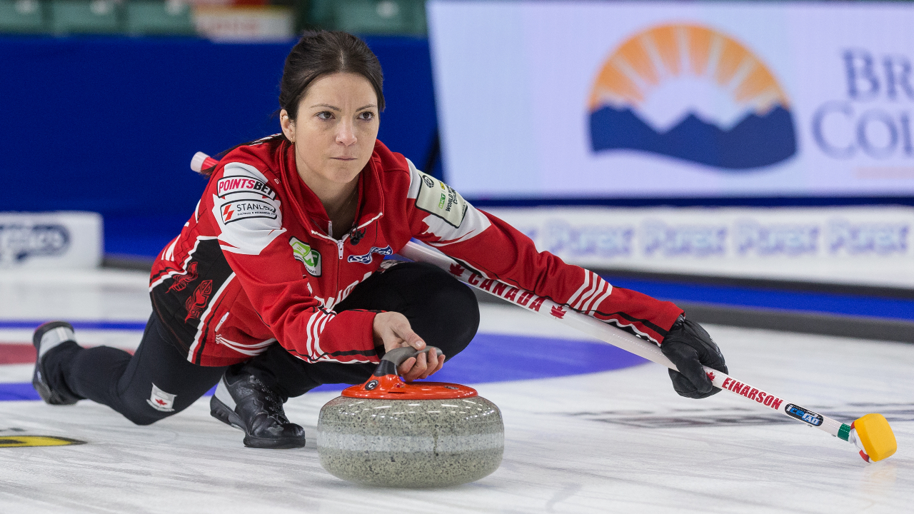 Canadas Einarson wins bronze at world womens curling championship