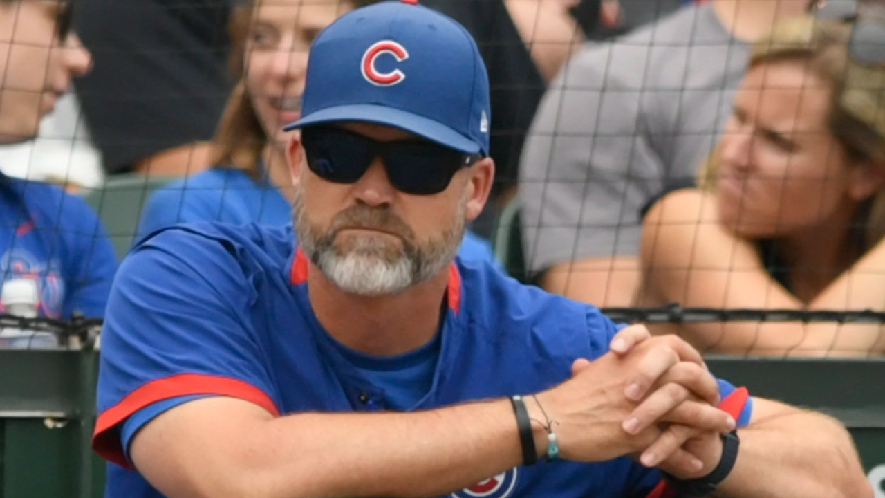 David Ross officially replaces Joe Maddon as Cubs manager