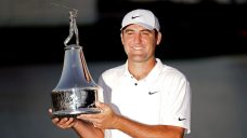 Scheffler comes up clutch with pars needed to win Bay Hill