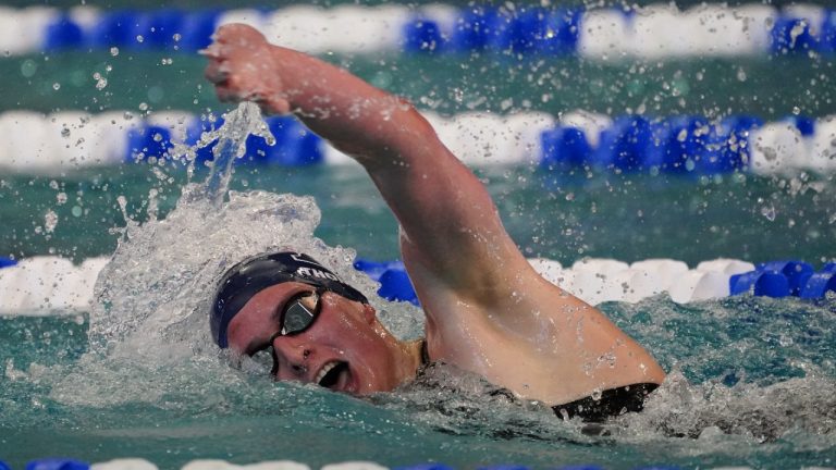 University of Pennsylvania swimmer Lia Thomas competes in the 500-yard freestyle finals at the NCAA Swimming and Diving Championships. (John Bazemore/AP)