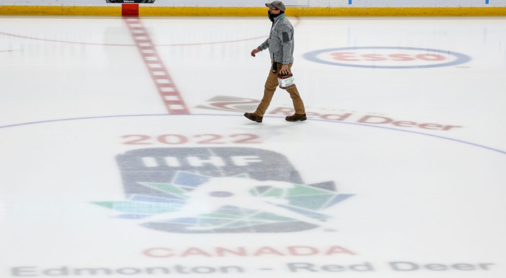 Que signifient les commandites, les blocages et les petites foules pour le Mondial junior et Hockey Canada?