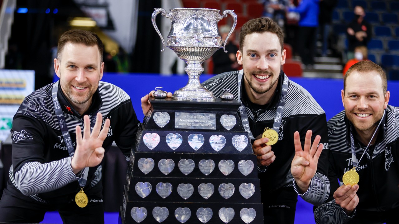 Gushue’s Wild Card trio pulls off the impossible winning Brier short-handed thumbnail