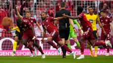 Bayern Munich clinches record 10th straight Bundesliga title