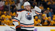 Oilers&#8217; Draisaitl notches 700th career point in game vs. Flyers