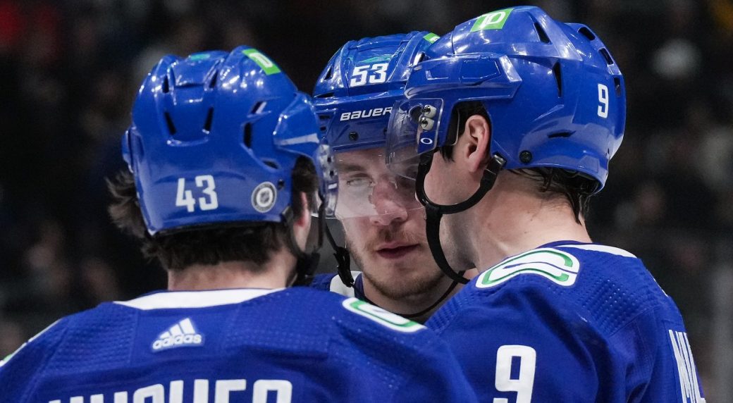 Canucks traci Horvata z powodu kontuzji podczas wybuchowego zwycięstwa nad Wilkami