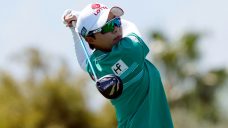 Hyo Joo Kim holds off Hinako Shibuno to win Lotte Championship