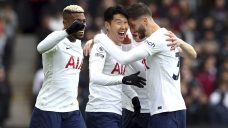 Tottenham wins, Arsenal and Man Utd lose in race for Champions League spot