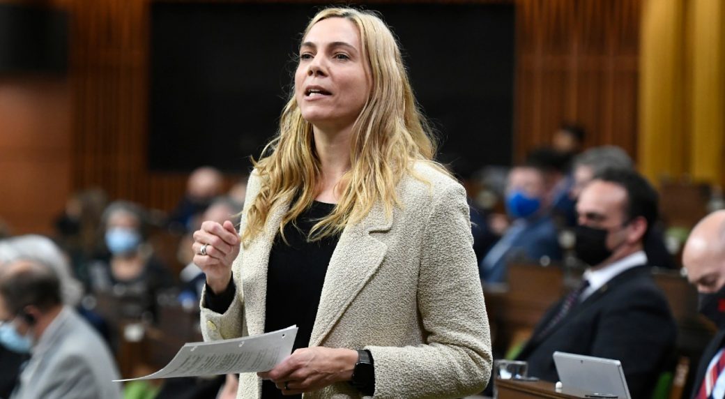 StOnge urges provinces to accelerate efforts to make sports safer for