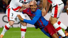 Third-straight loss prompts boos for Barcelona at Nou Camp