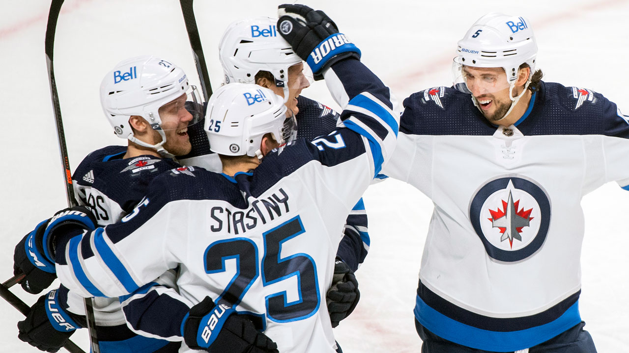 Shorthanded Jets dig in with tidier effort to keep playoff hopes alive