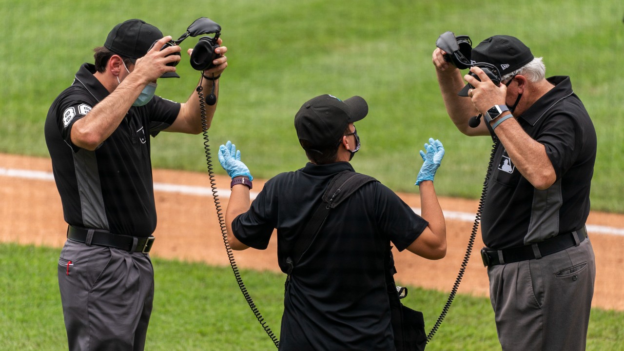 MLB umpires to announce replay decisions at stadiums this season