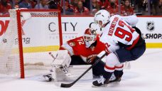 Capitals rally late, stun top-seeded Panthers in Game 1