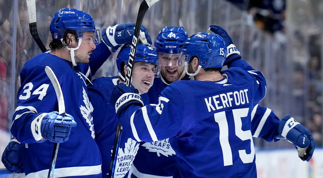 marner-dispels-drought-in-maple-leafs-bloody-game-1-blowout-vs-lightning