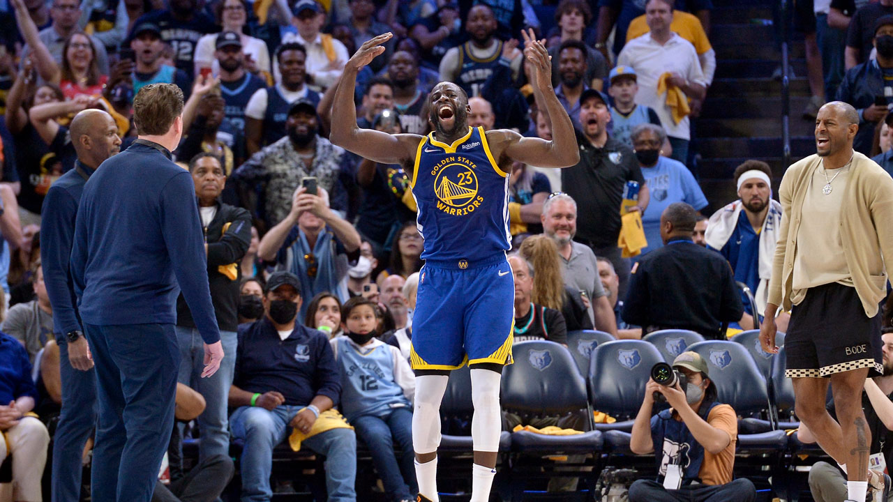Draymond Green ejected for flagrant foul vs Grizzlies in Game 1 ...