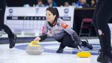 Einarson advances to Champions Cup playoffs after clipping Kim in tiebreaker