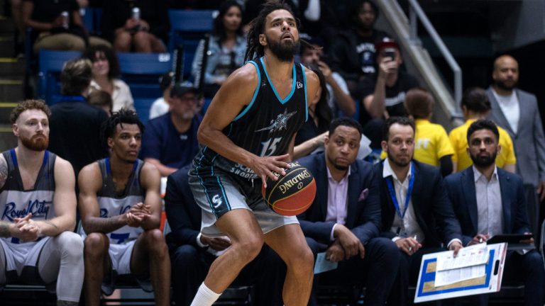 Scarborough Shooting Stars guard Jermaine Cole (15) sets up for a shot during first half CEBL action against the Guelph Nighthawks in Guelph, Ont., on Thursday, May 26, 2022.  (Nick Iwanyshyn/CP)