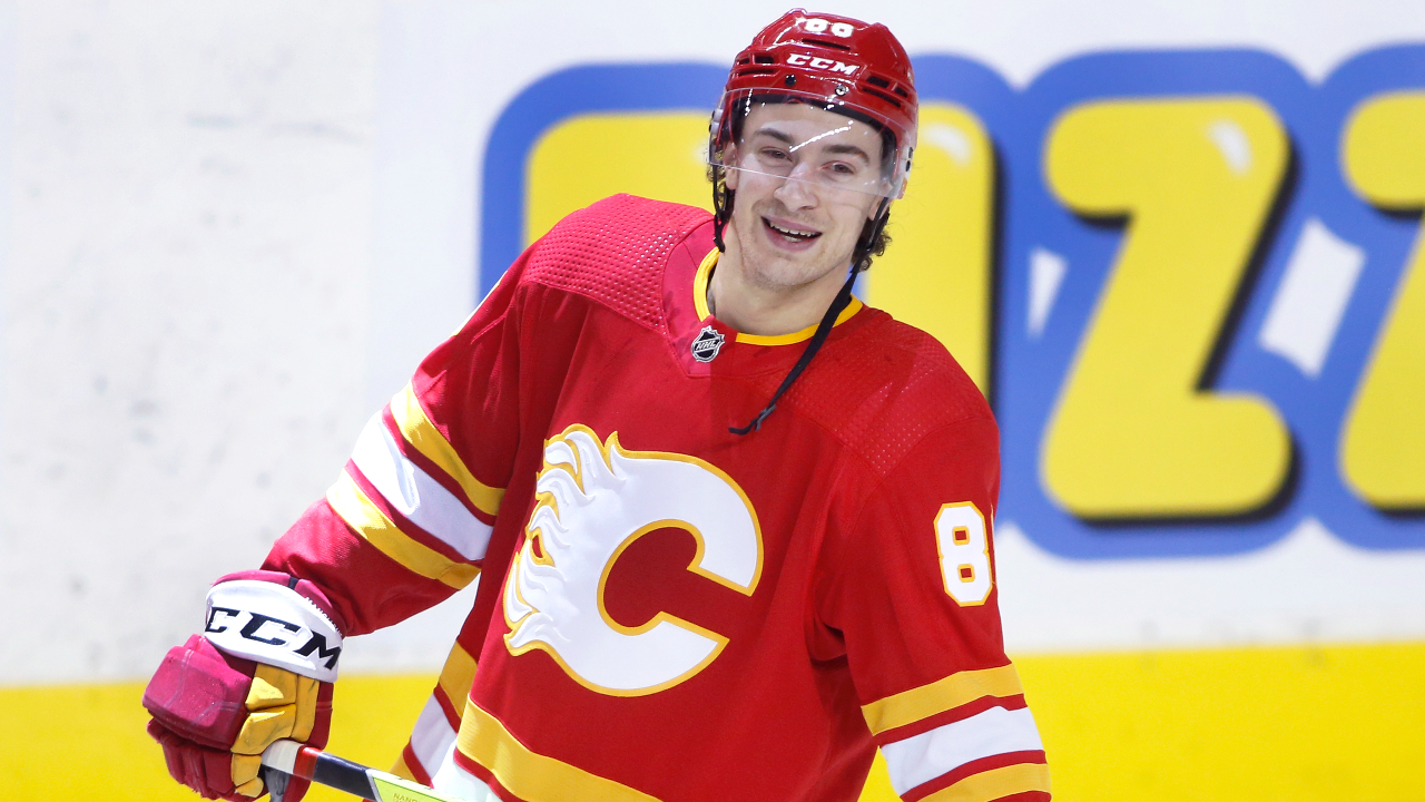 Calgary Flames Andrew Mangiapane three-year deal