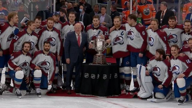 Avalanche Sweep Oilers, Extend Canada'S Stanley Cup Drought