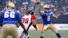 Liegghio hits late field goal to lift Blue Bombers to win over Redblacks