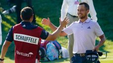 Schauffele wins at Travelers after Theegala’s double bogey