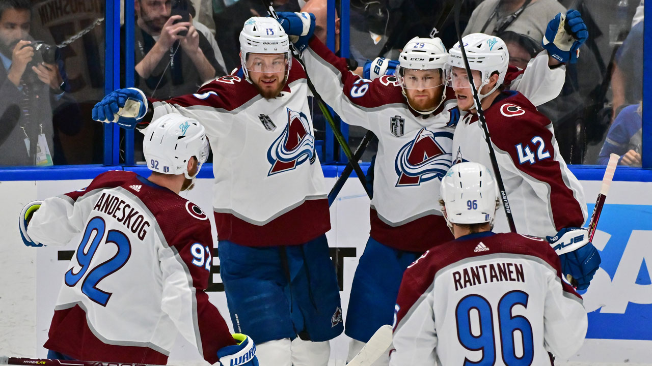 Hockey fans miss large portions of Kings-Avs game at Air Force's