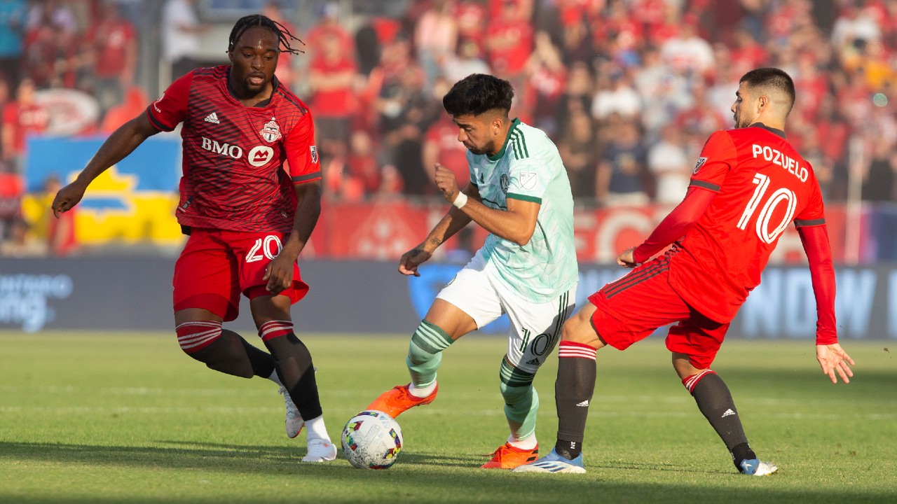Priso’s late goal lifts Toronto FC over Atlanta