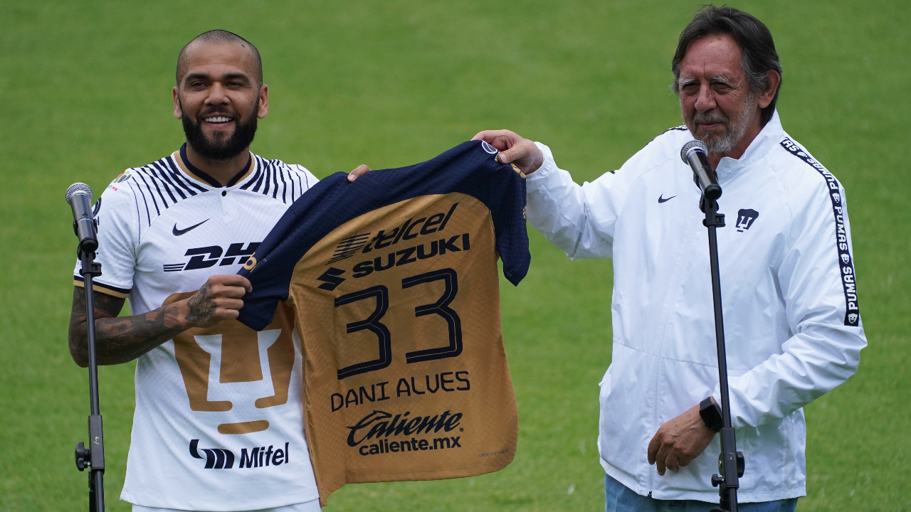 Alves.jpg