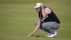 Cameron Smith dominates the Old Course to take second-round lead at Open Championship