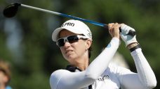 Karrie Webb leads Annika Sorenstam in Senior LPGA