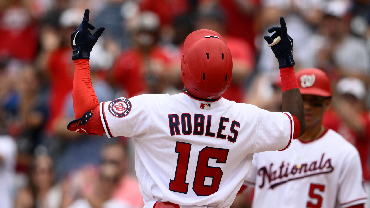 Nationals avoid arbitration with outfielder Victor Robles