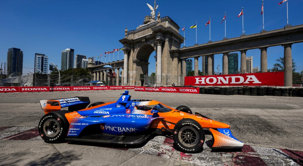 Scott Dixon ties Mario Andretti with 52nd career IndyCar win Scott Dixon ties Mario Andretti with 52nd career IndyCar win